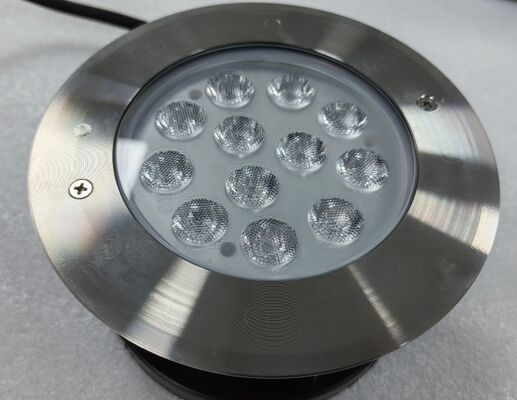 Luzes LED para Piscina IP68 Iluminação Subaquática Faixa de Temperatura Adequada Menos 20 a 45 Celsius Peso 1 Quilograma