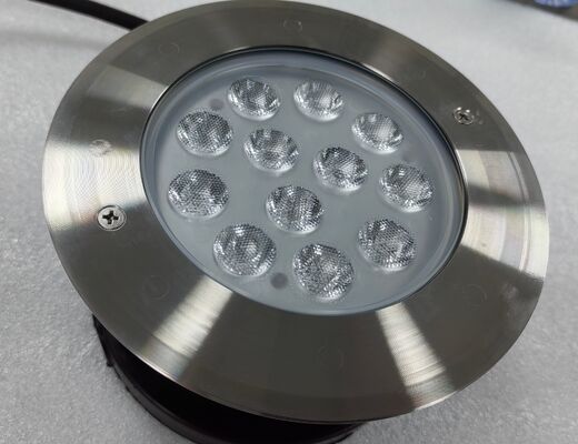IK10 LEDs à prova d'água para piscinas tipo de instalação em recessos Solução de iluminação energética adequada para piscinas residenciais comerciais